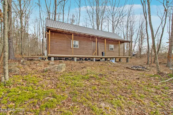 117 Hensley Rd, Deer Lodge, TN 37726