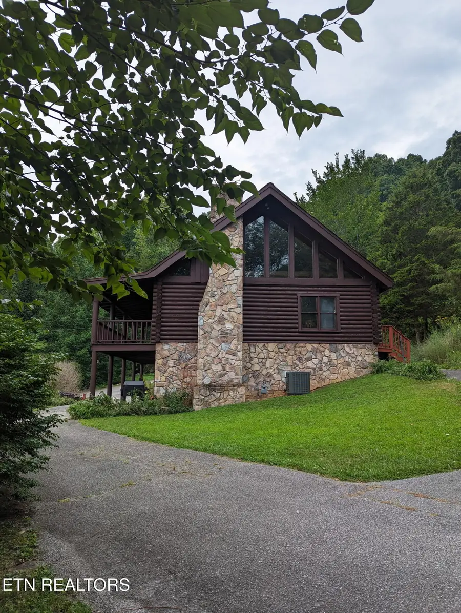 342 Big Springs Lane, Jacksboro, TN 37757 - #2