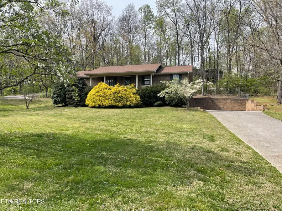 1001 Buckthorn Drive, Knoxville, TN 37912 - #2