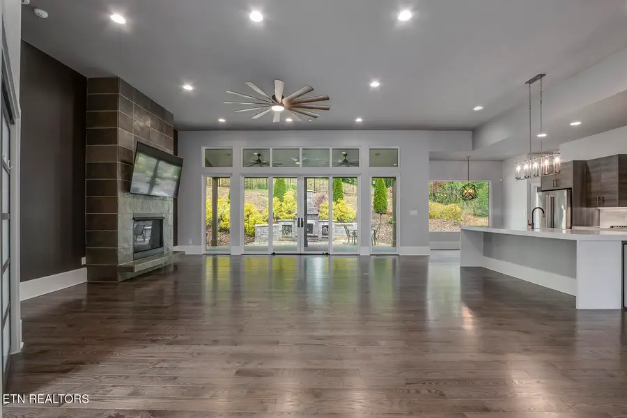 4037 SW Hiawatha Drive, Knoxville, TN 37919 - #3