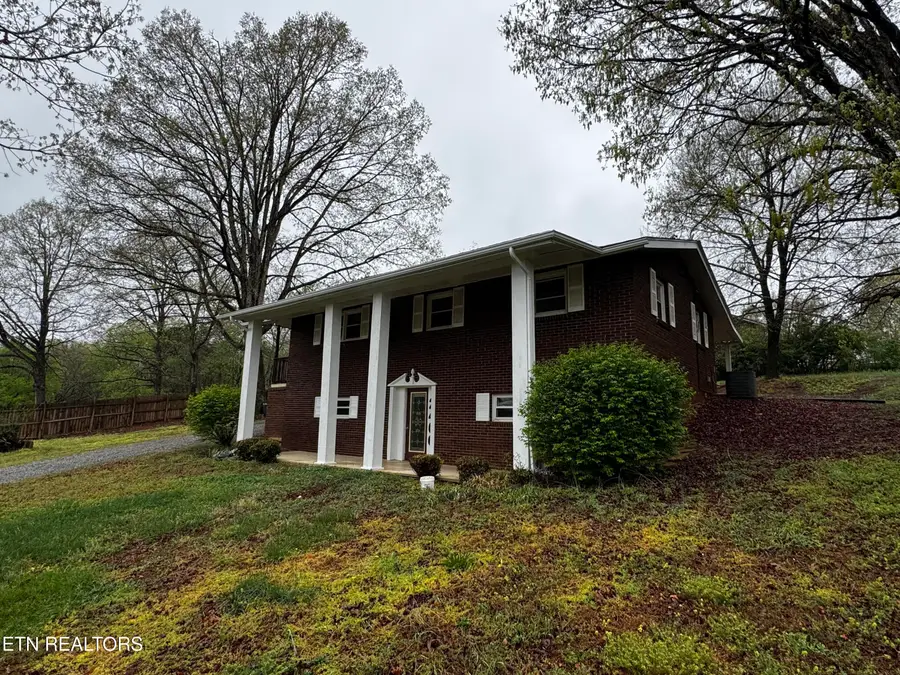 2406 Mentor School Rd, Louisville, TN 37777 - #3