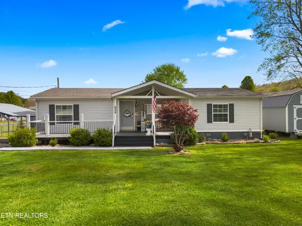 634 Nursery Rd, Dandridge, TN 37725