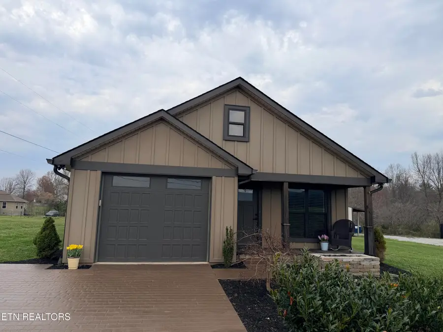 1021 Pleasant Grove Rd, Winfield, TN 37892 - #2