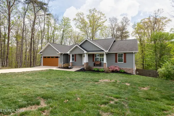 1504 Bird Rd, Lenoir City, TN 37771