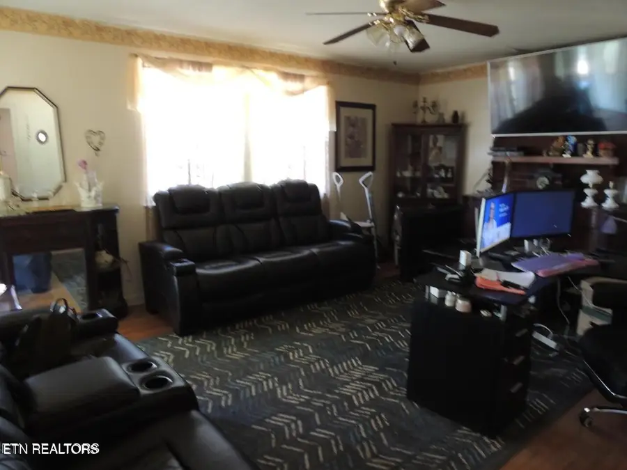 3227 George Light Rd, Knoxville, TN 37931 - #3