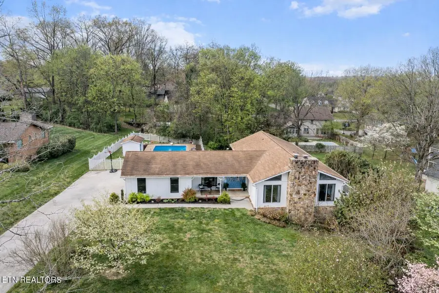 2219 Canterbury Circle, Maryville, TN 37803 - #2