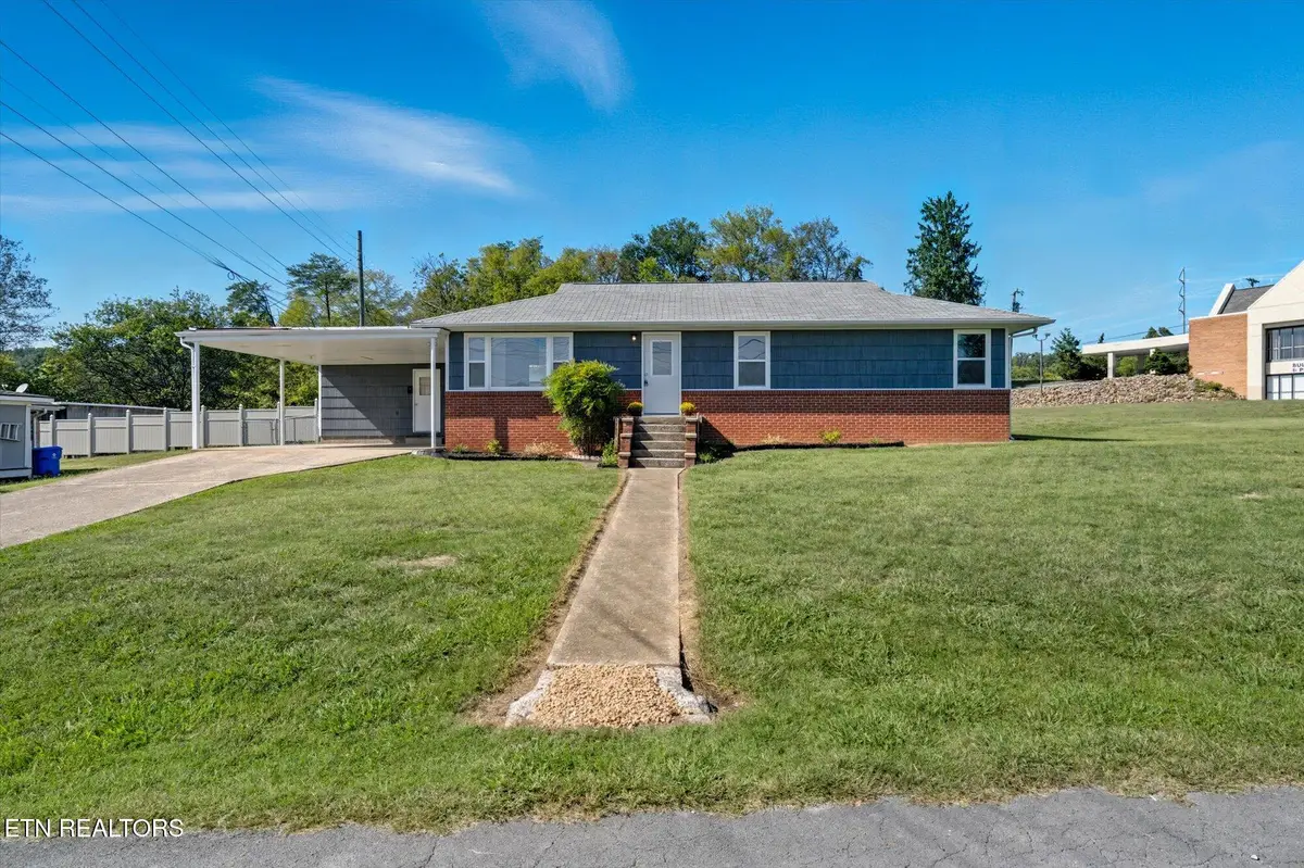 204 Joy St, Seymour, TN 37865 - #1