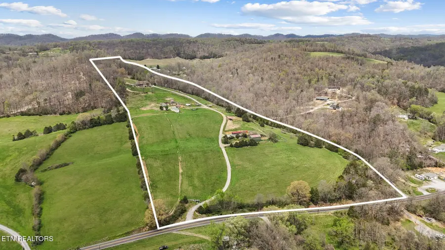 741 Clinch Valley Rd, Powder Springs, TN 37848 - #3