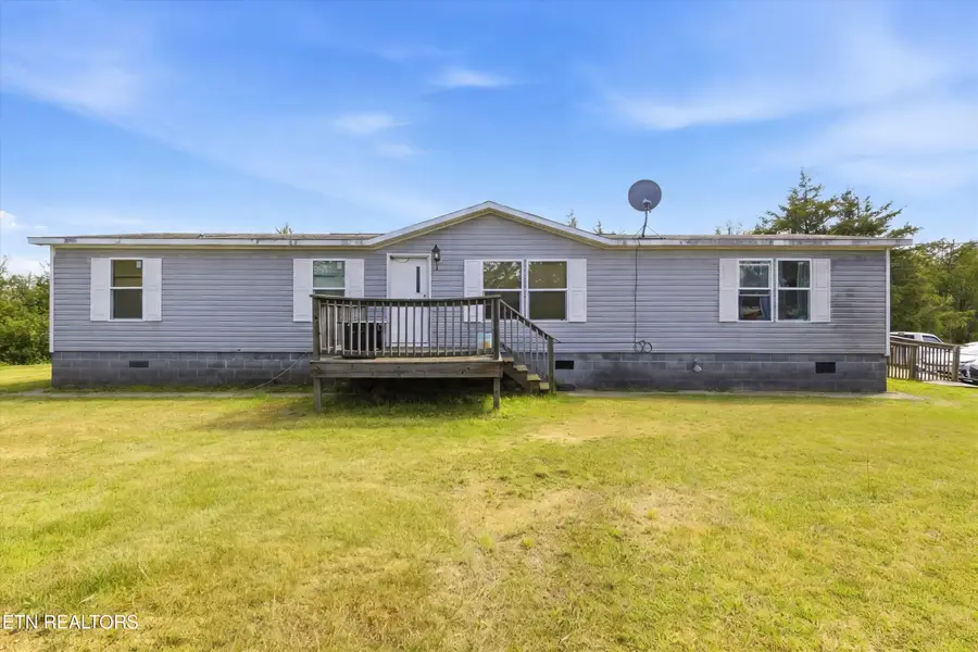 2124 Rainwater Rd, Dandridge, TN 37725 - #2