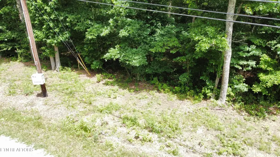 4010 Moonbeam Tr, Crossville, TN 38572 - #2