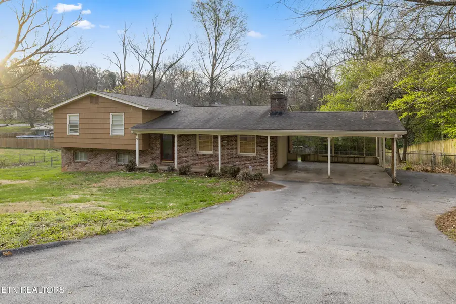 1112 Buckthorn Drive, Knoxville, TN 37912 - #2