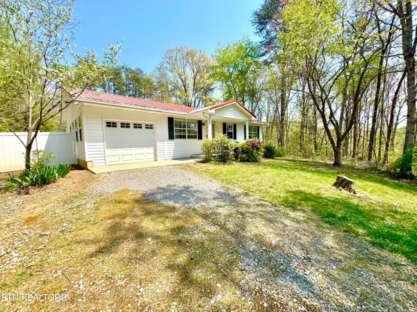 3926 Bud Mcmillan Rd, Knoxville, TN 37924