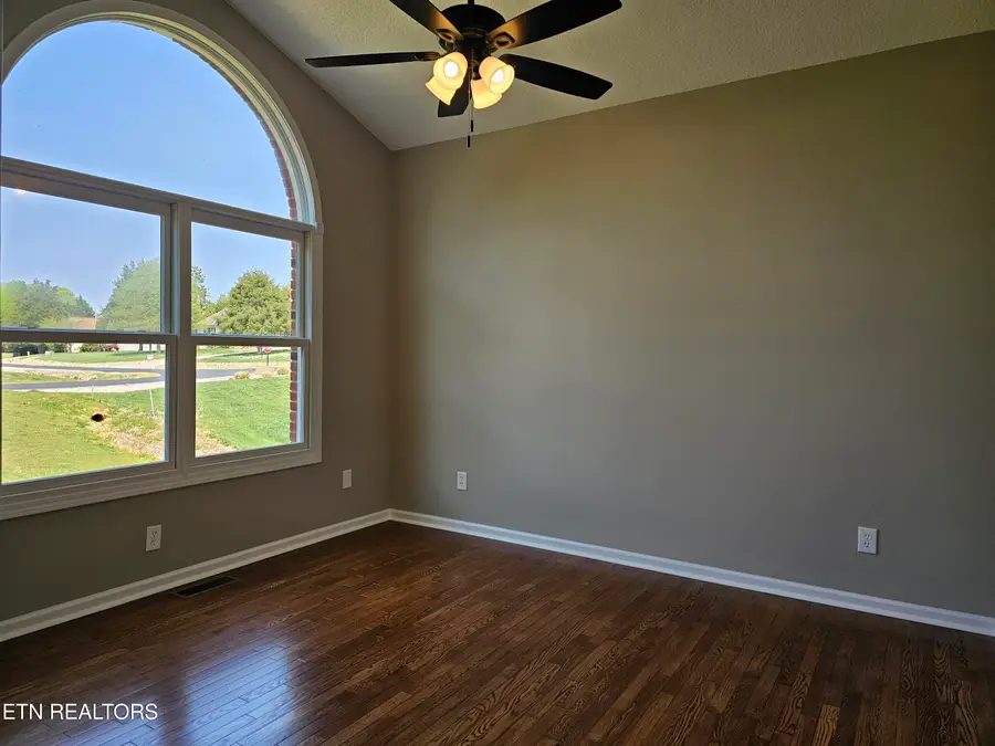 103 Huron Place, Loudon, TN 37774 - #3