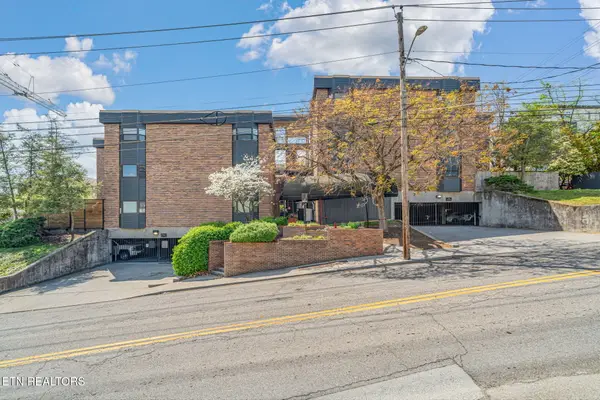 509 11th St #2006, Knoxville, TN 37916