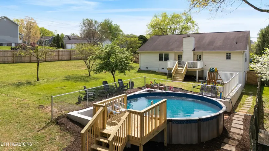 2201 E Windbrook Rd, Knoxville, TN 37923 - #2