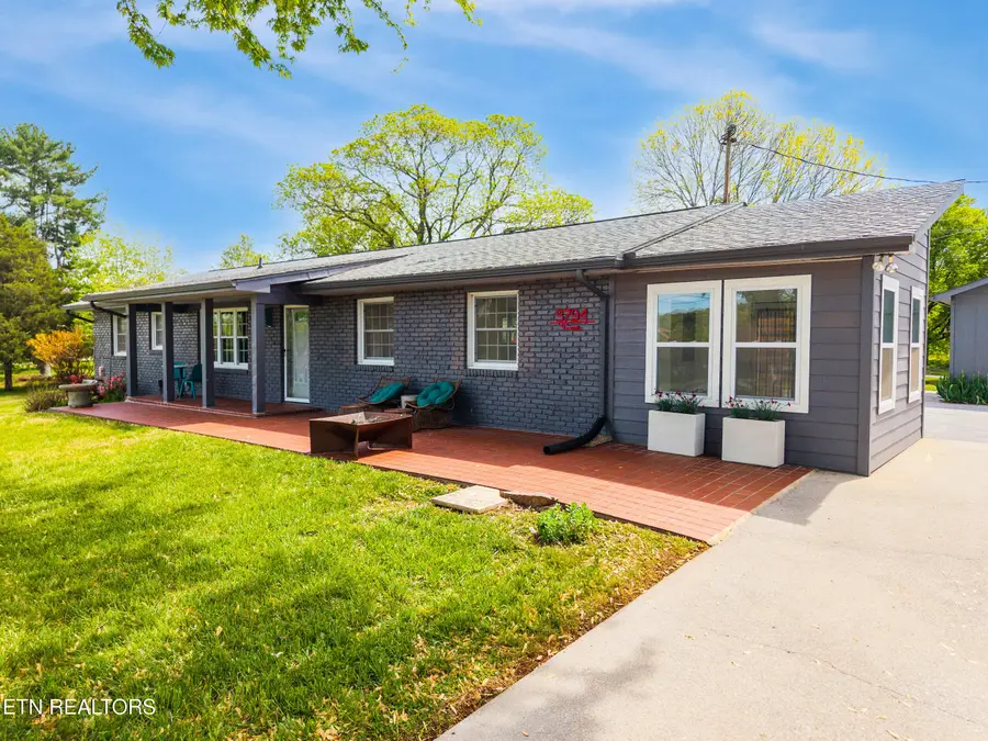 3794 Scenic Drive, Lenoir City, TN 37772 - #2