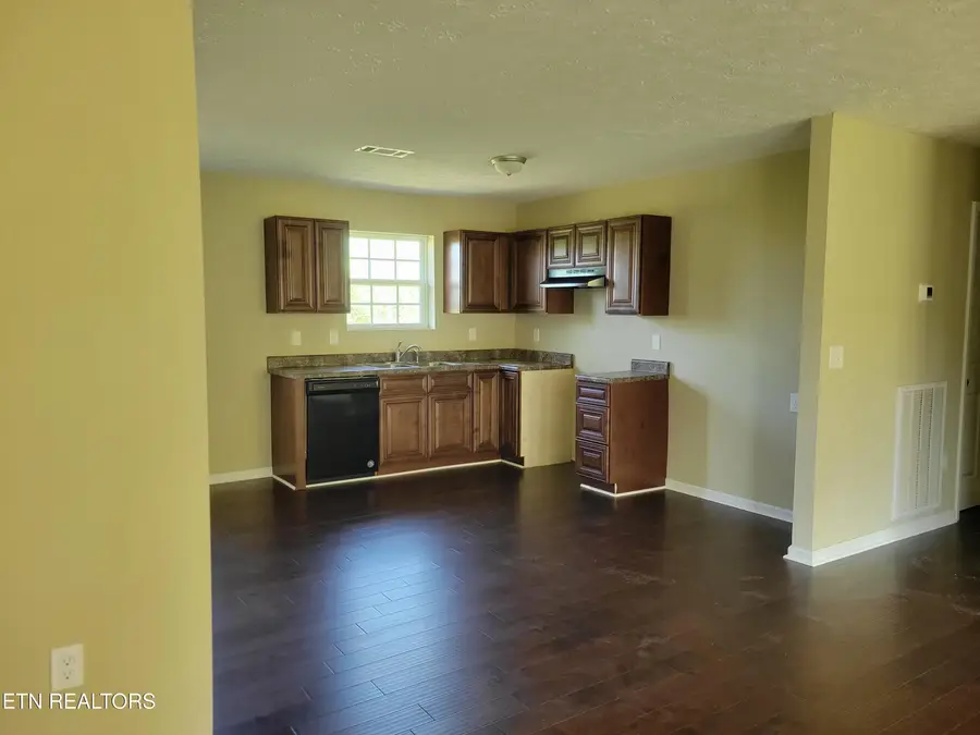 3236 Sandpiper Court, Kodak, TN 37764 - #2