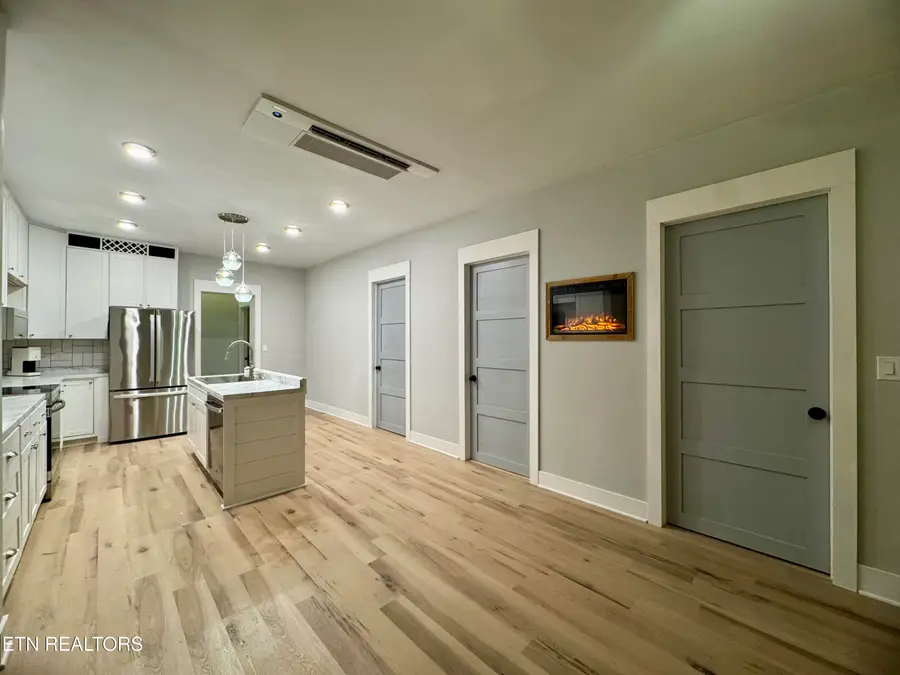 128 Crisp Rd, Lenoir City, TN 37771 - #3