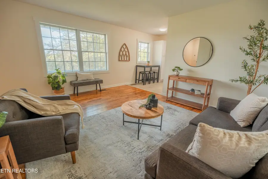 501 Hollingsworth Lane, Clinton, TN 37716 - #3