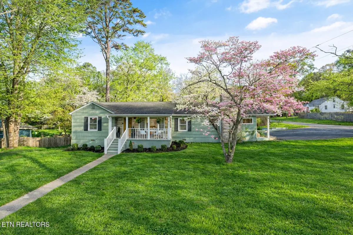 4021 Garden Drive, Knoxville, TN 37918 - #1
