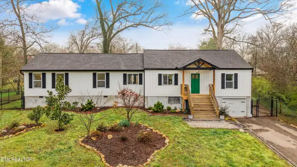 3201 NE Kenilworth Lane, Knoxville, TN 37917