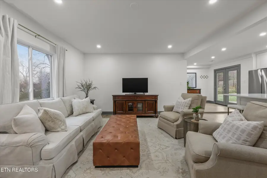 3201 NE Kenilworth Lane, Knoxville, TN 37917 - #2