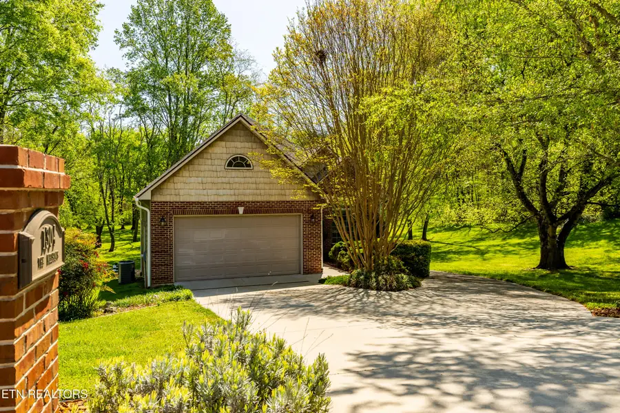 1304 Apache Court, Maryville, TN 37801 - #3