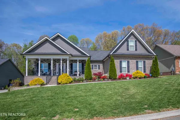 8125 Frederick John St, Knoxville, TN 37938