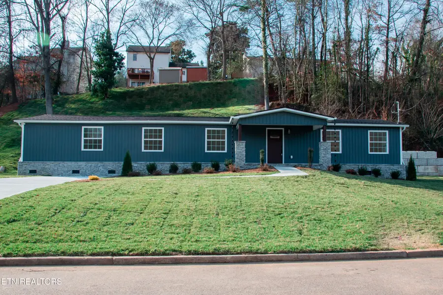 515 Greenwood Drive, Clinton, TN 37716 - #2
