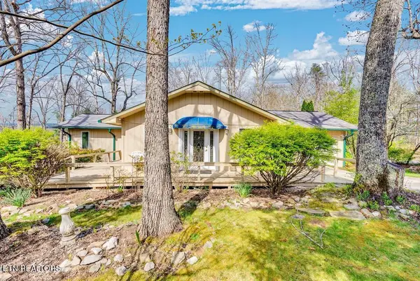 305 Saint George Drive, Crossville, TN 38558