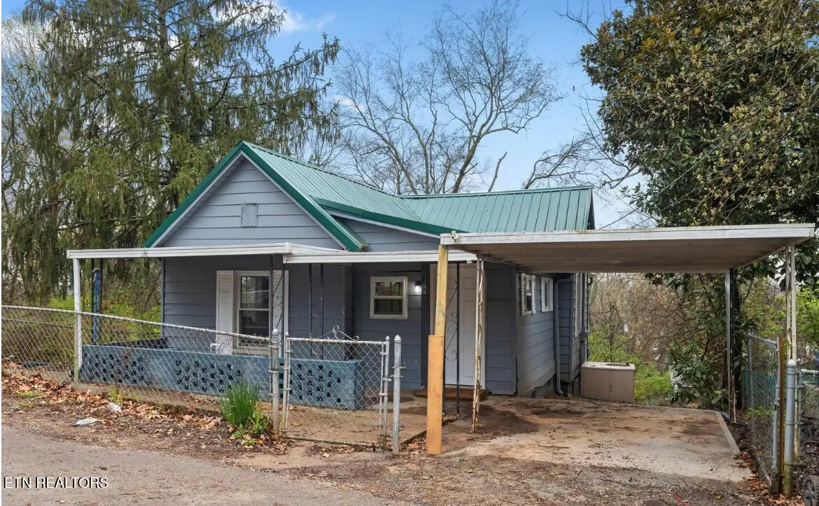 2842 Nichols Ave, Knoxville, TN 37917 - #1