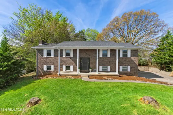 7525 Pinen Drive, Knoxville, TN 37938