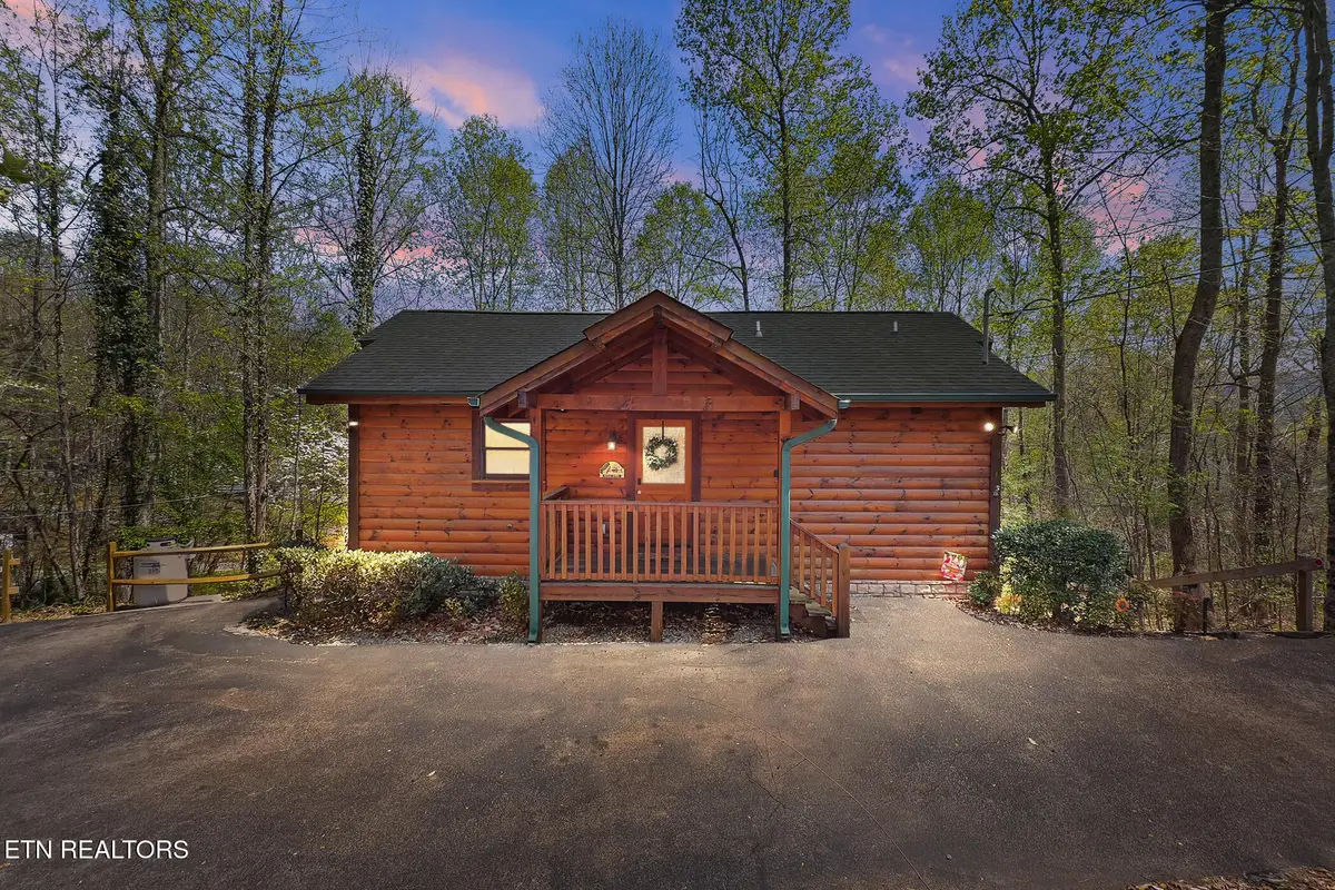 3123 Happy Hollow Rd, Sevierville, TN 37862 - #1