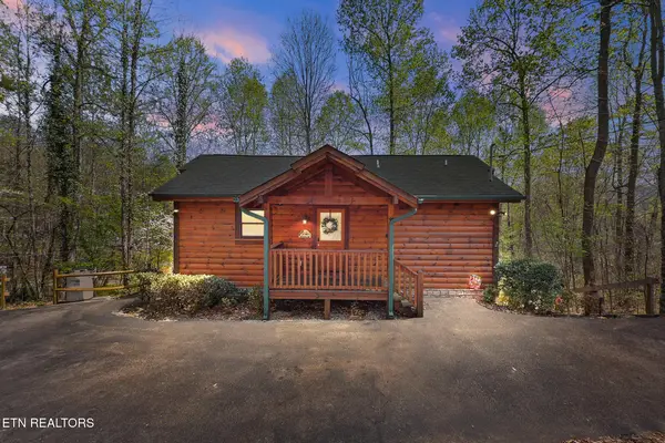 3123 Happy Hollow Rd, Sevierville, TN 37862