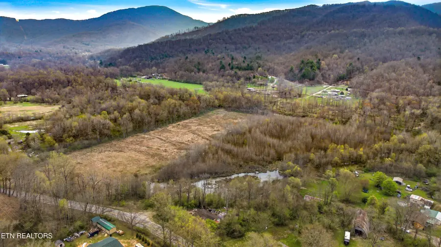 Petros Hwy, Oliver Springs, TN 37840 - #3