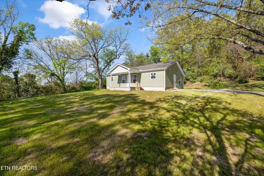 4017 Capella St, Knoxville, TN 37917 - #2