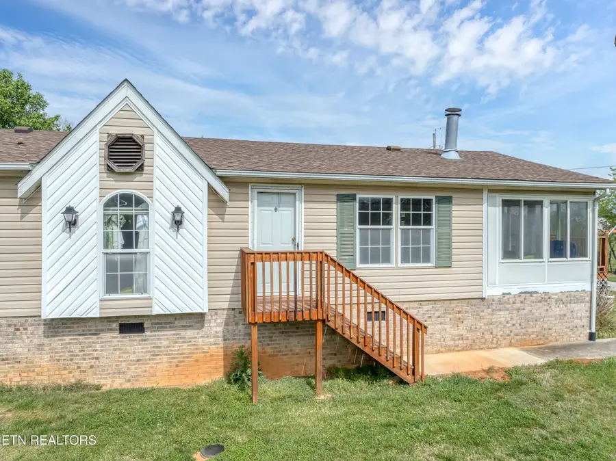 335 Keeble Rd, Maryville, TN 37804 - #2