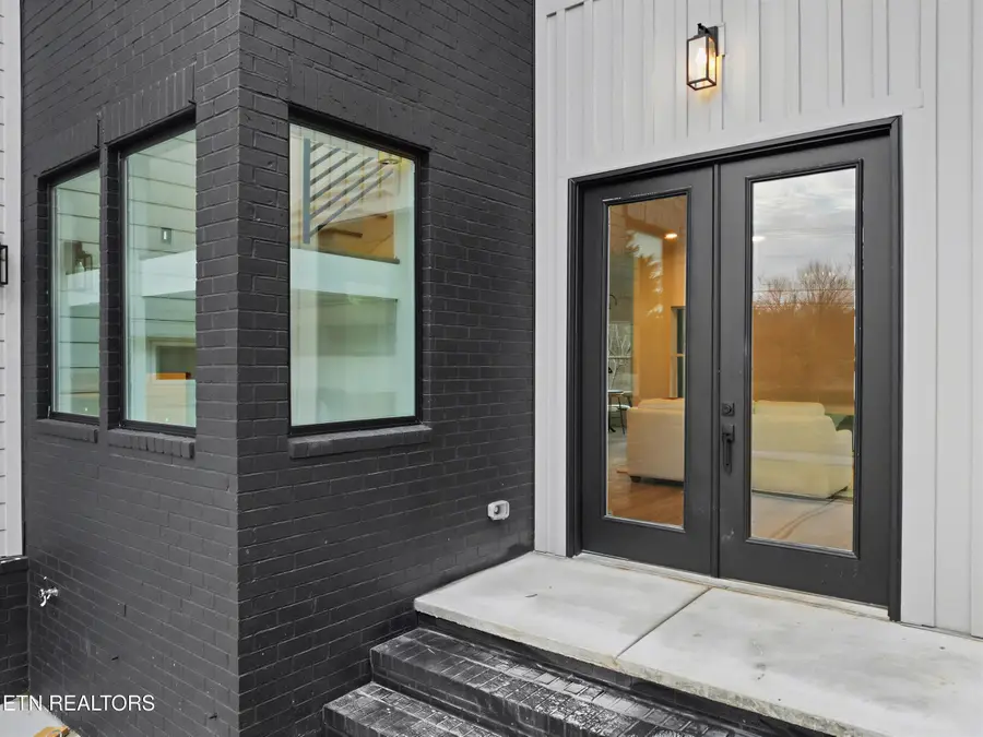 1904 Amherst Rd, Knoxville, TN 37921 - #3