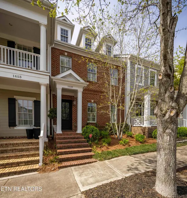 1649 Mystic St, Knoxville, TN 37922