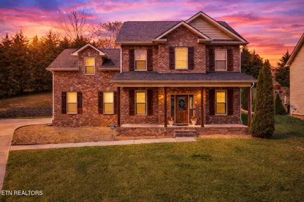 807 Galloping Lane, Powell, TN 37849