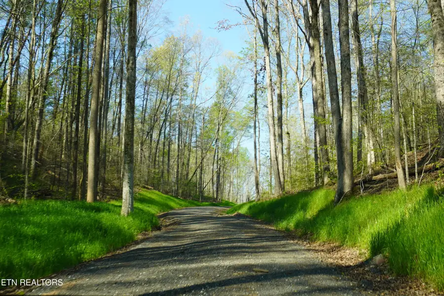 465 Mel Hall Rd, Maryville, TN 37803 - #2