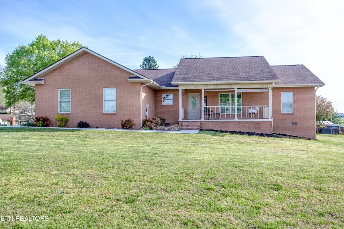 329 Hickory Lane, Jacksboro, TN 37757 - #1