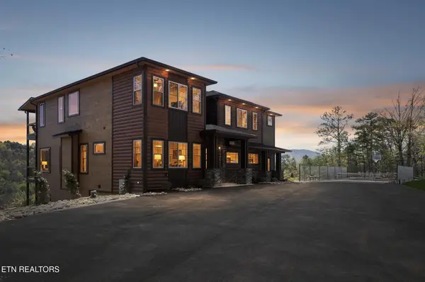 997 King Branch Rd, Sevierville, TN 37876