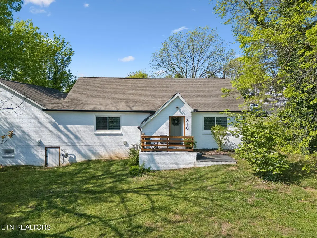 310 Waller St, Lenoir City, TN 37771 - #1