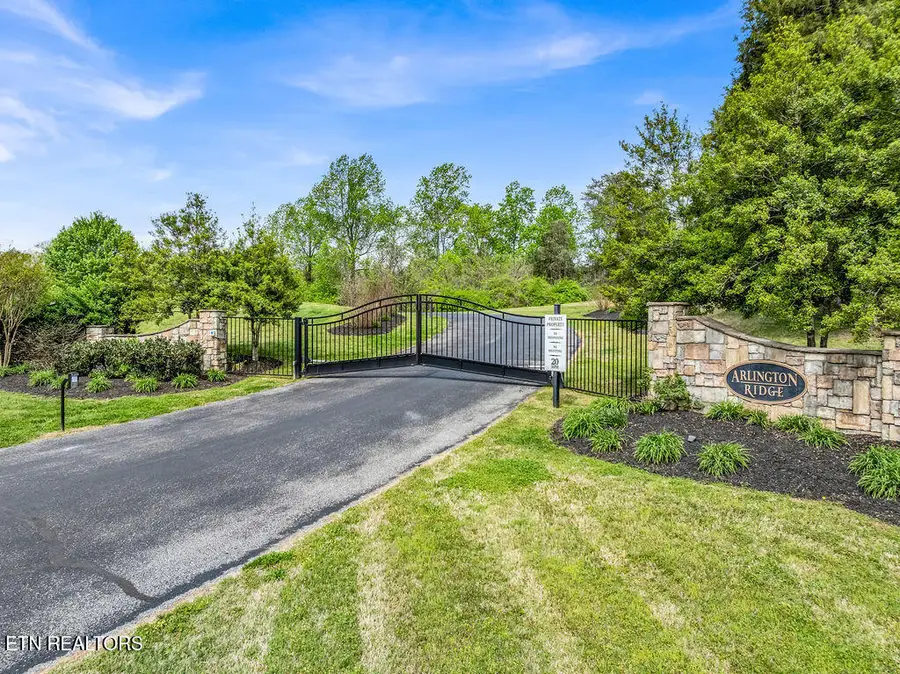 4508 Highland Woods Way, Powell, TN 37849 - #2