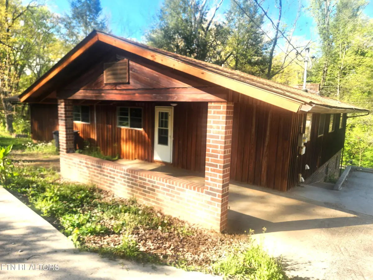 414 Guille St, Athens, TN 37303 - #1