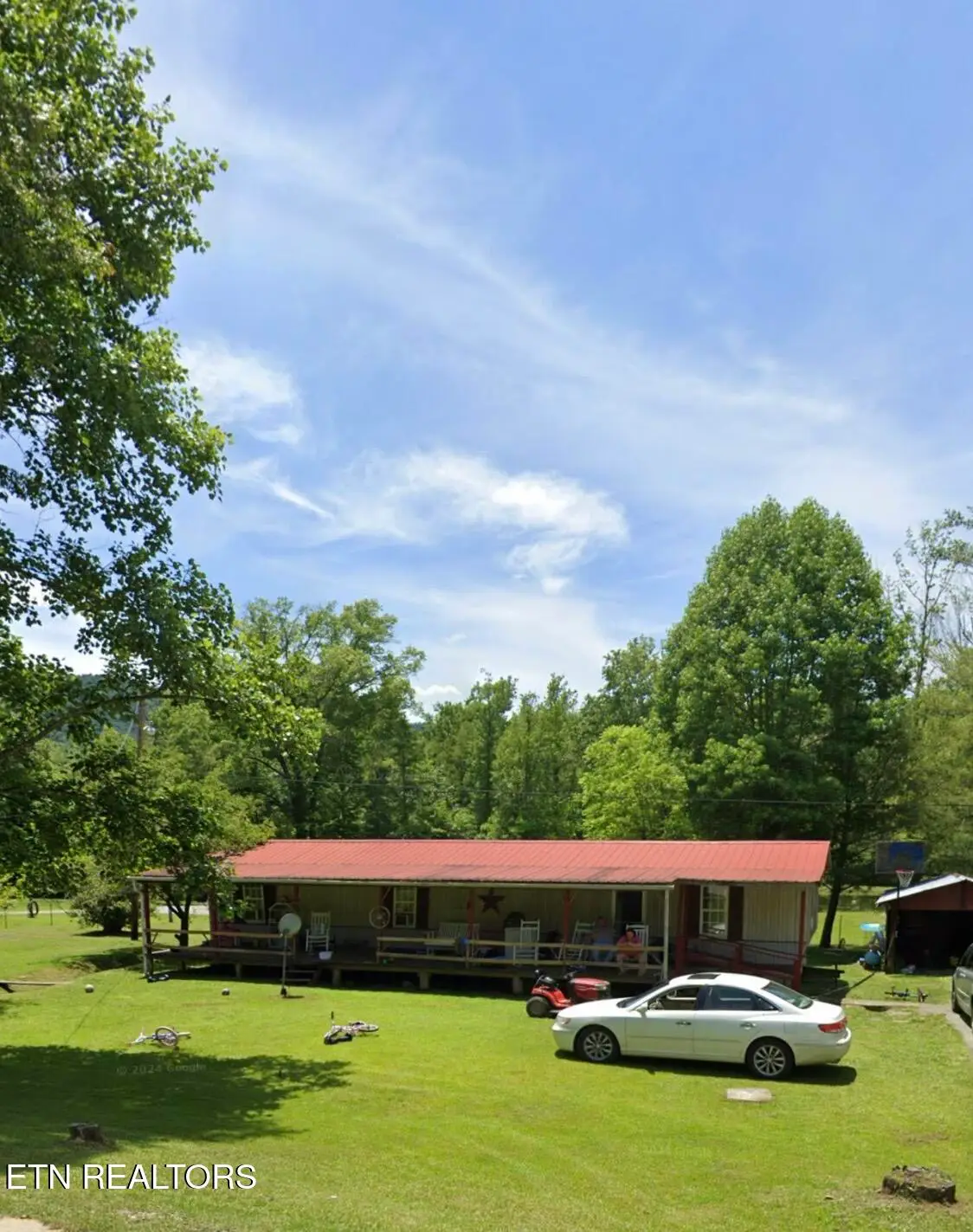 5285 White Oak Rd, Duff, TN 37729 - #1