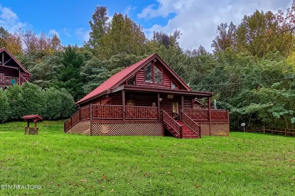 2740 Waldens Creek Rd, Sevierville, TN 37862