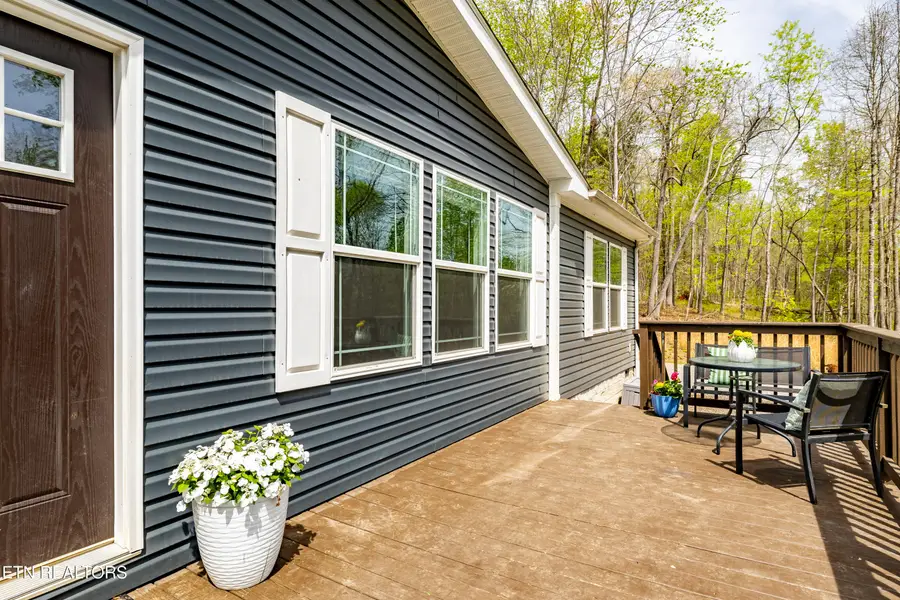 702 Dogwood Valley Rd, Kingston, TN 37763 - #2