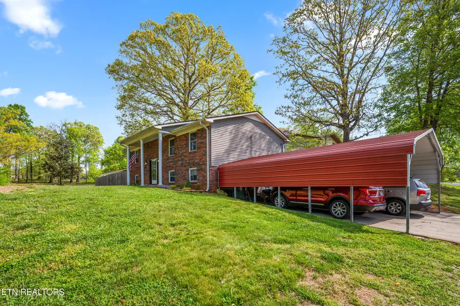 4685 Robinhood Circle, Strawberry Plains, TN 37871 - #2